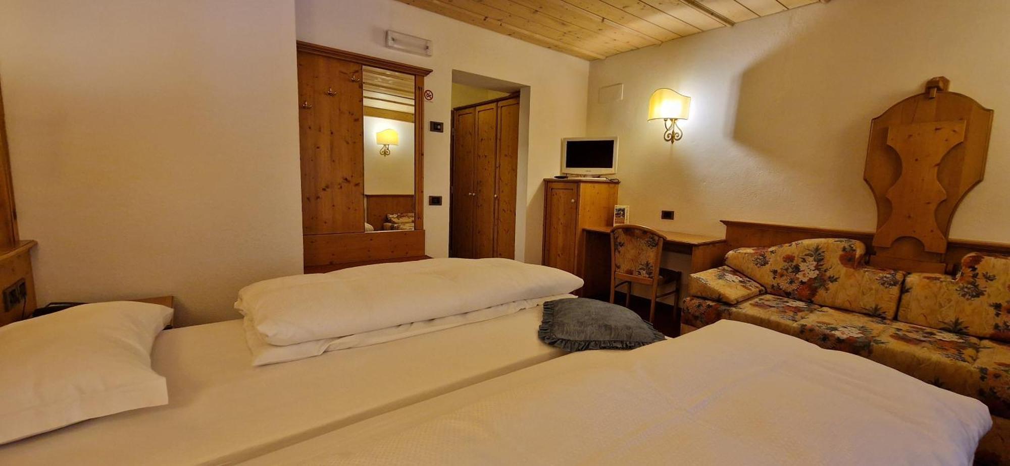 Hotel Roy Malga Ciapela Exteriér fotografie