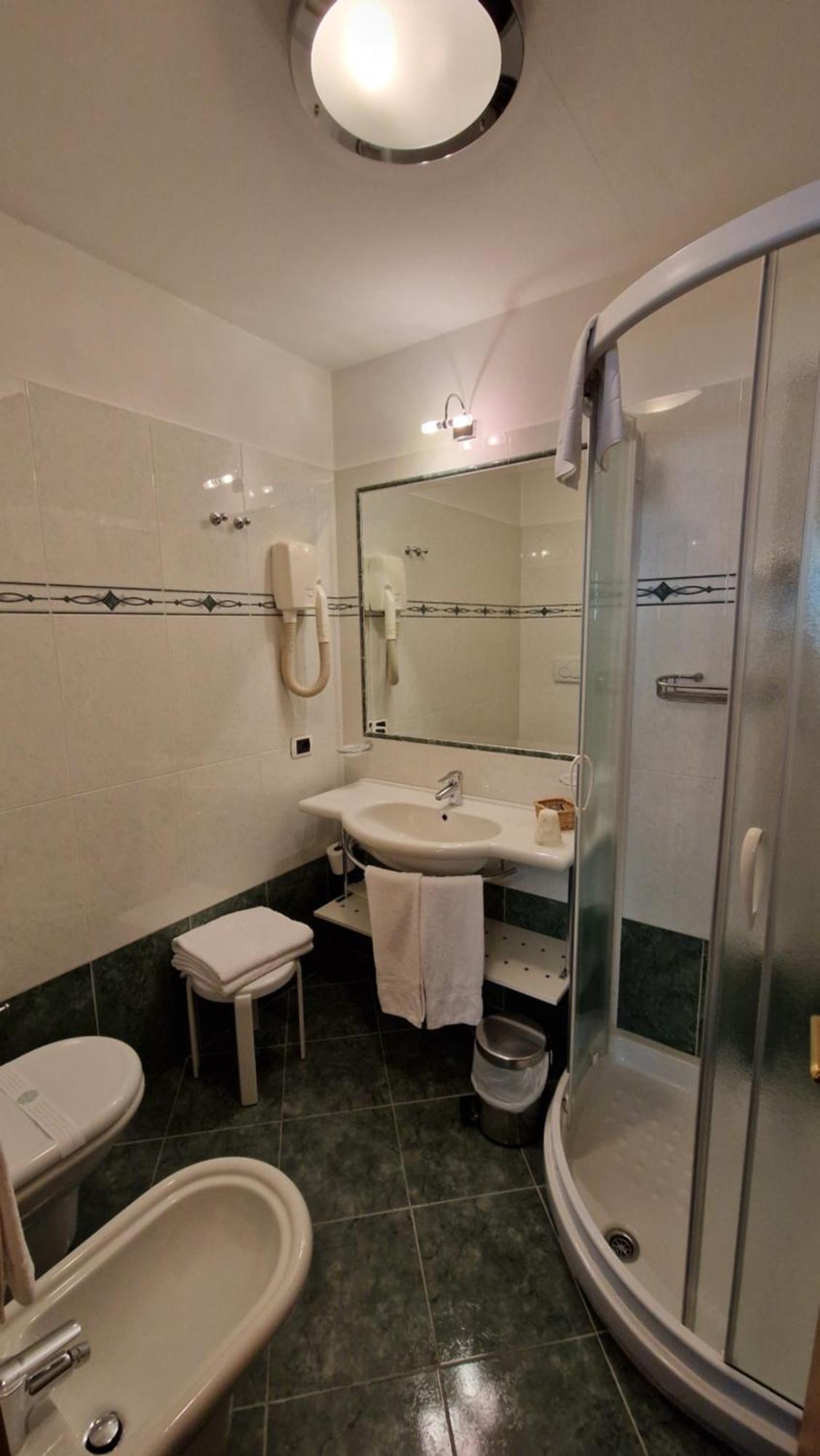 Hotel Roy Malga Ciapela Pokoj fotografie