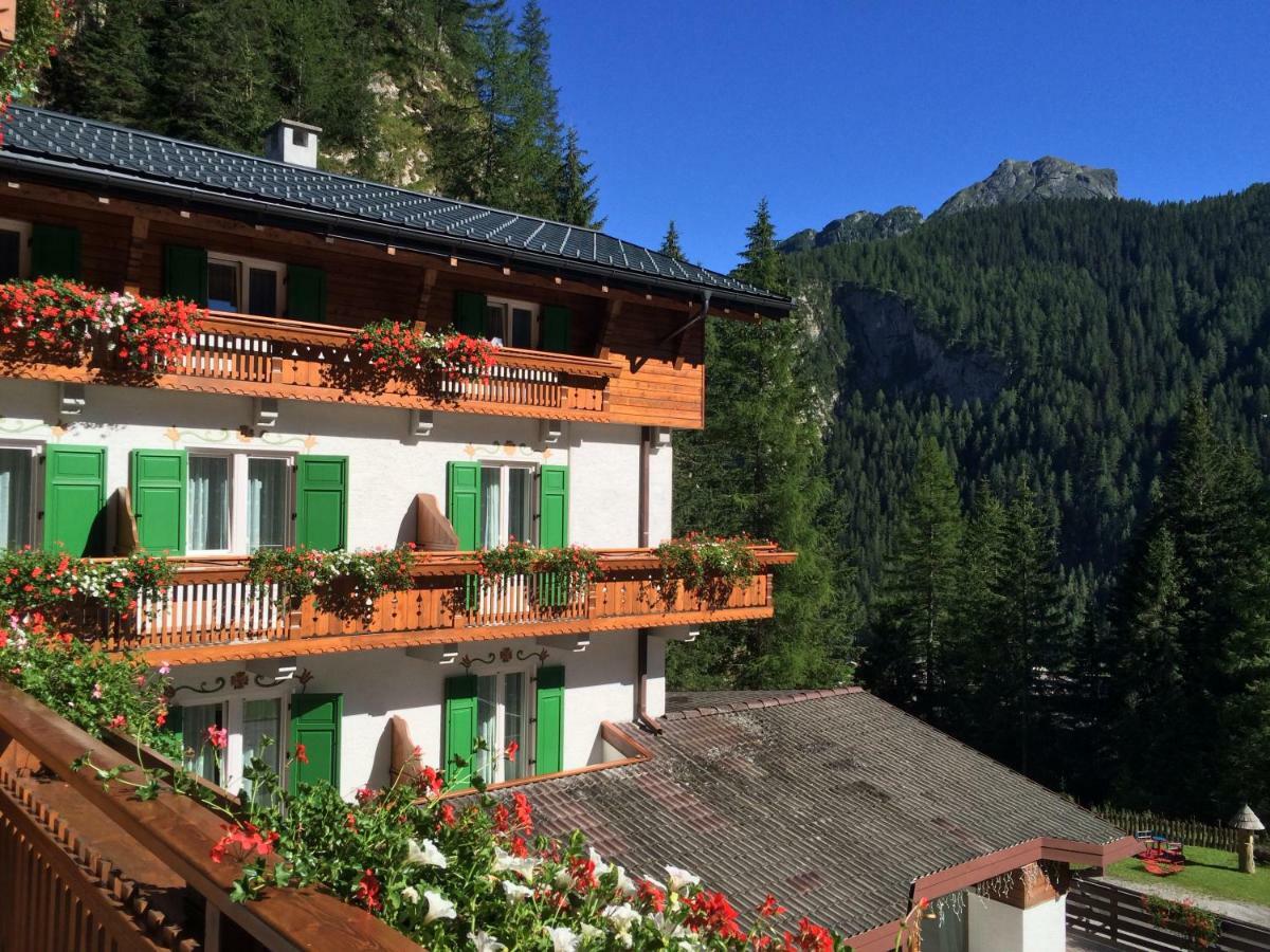 Hotel Roy Malga Ciapela Exteriér fotografie